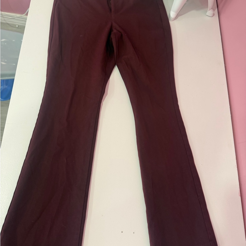 Old Navy High-Rise Pixie Pants in Deep Burgundy